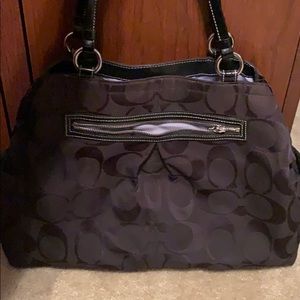 AUTHENTIC: Black coach purse